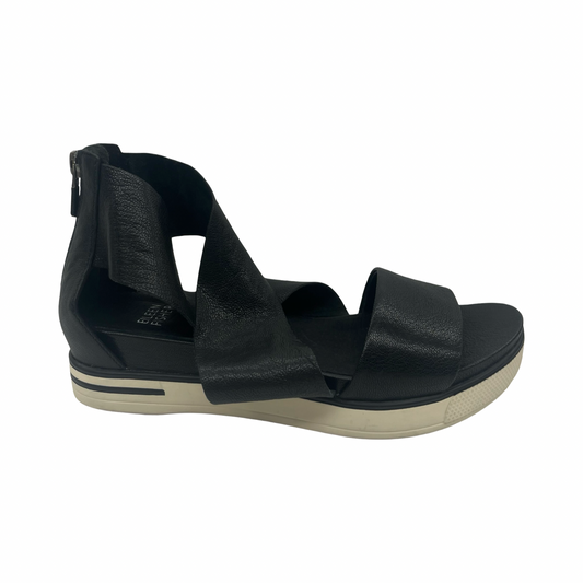 Sandals Flats By Eileen Fisher In Black, Size:6
