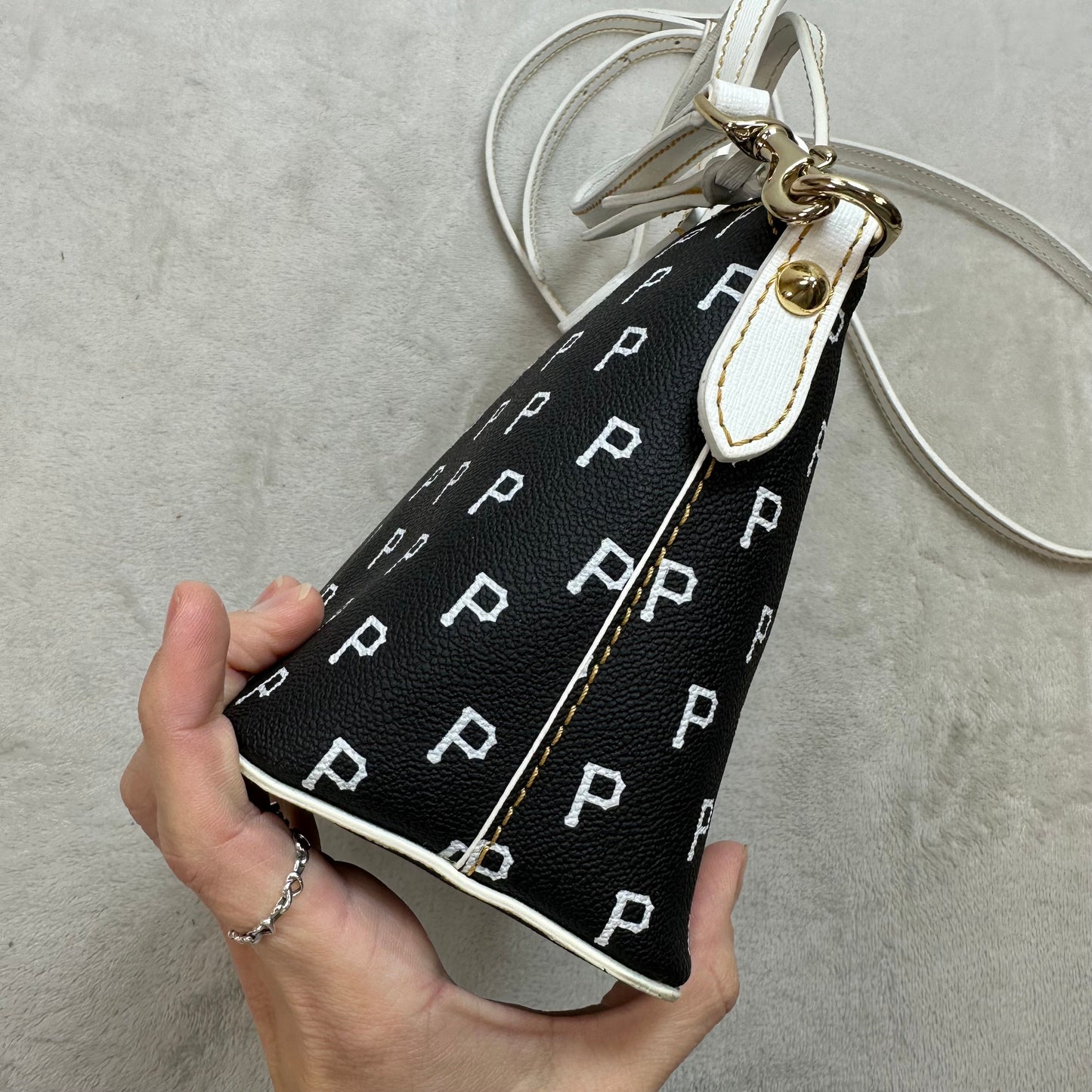 Pittsburgh Pirates Crossbody Designer By Dooney And Bourke, Size: Small