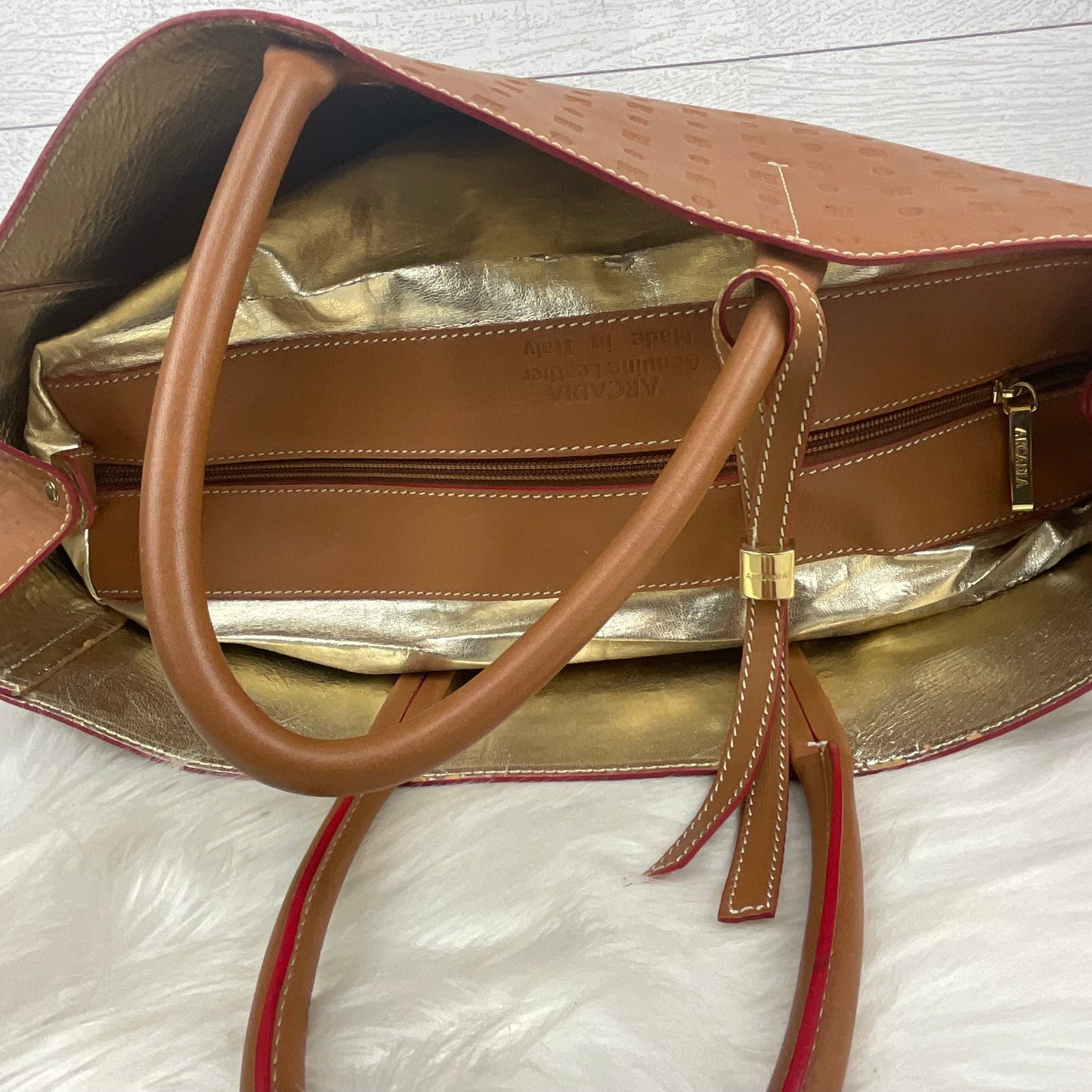 Handbag By Cmb, Size: Large