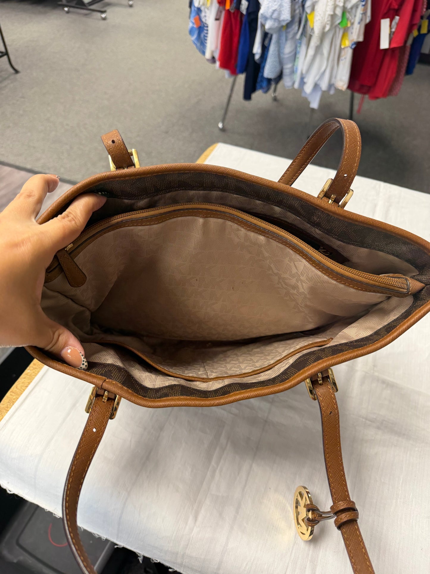 Handbag Designer By Michael Kors In Brown, Size:Medium
