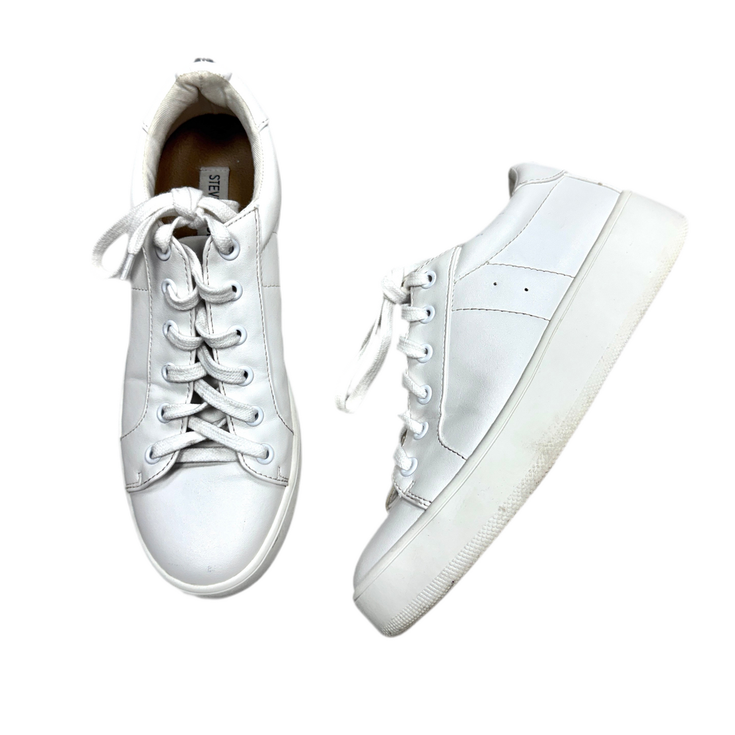 Shoes Sneakers By Steve Madden In White, Size: 9