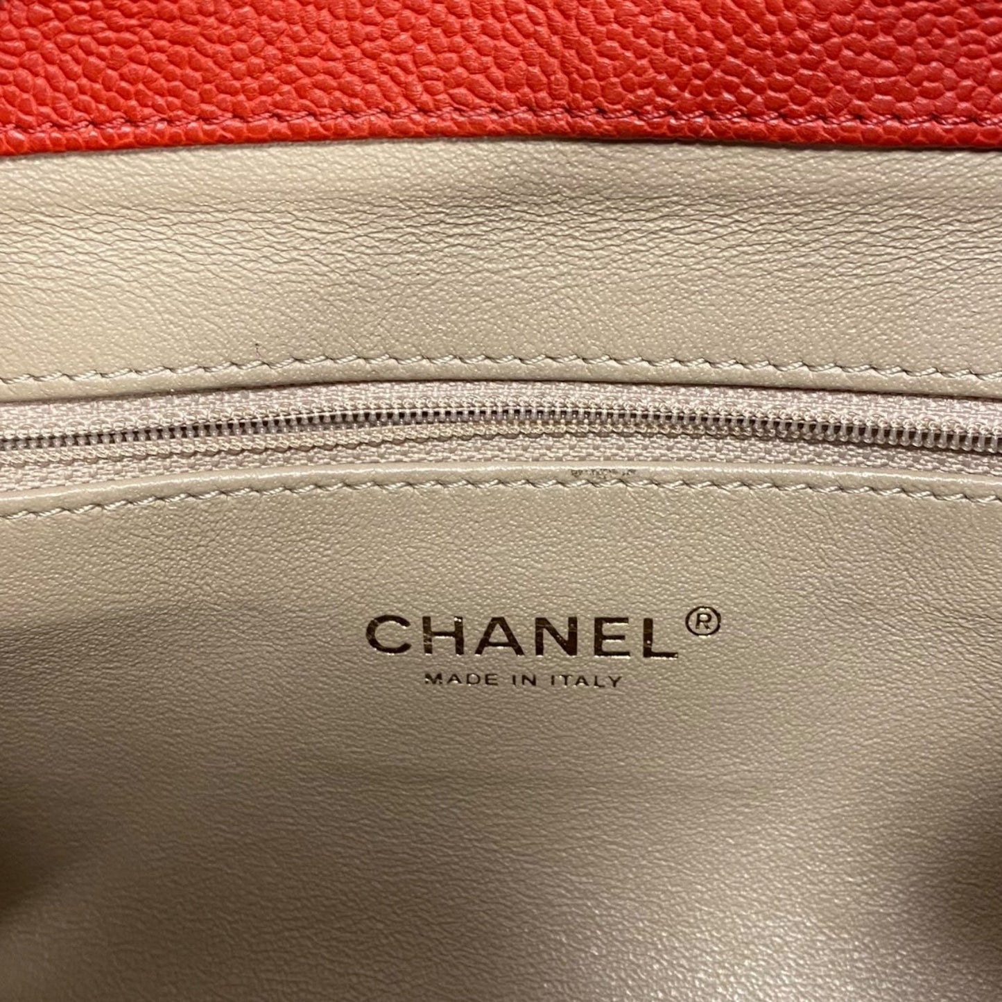 Backpack Luxury Designer Chanel, Size Medium