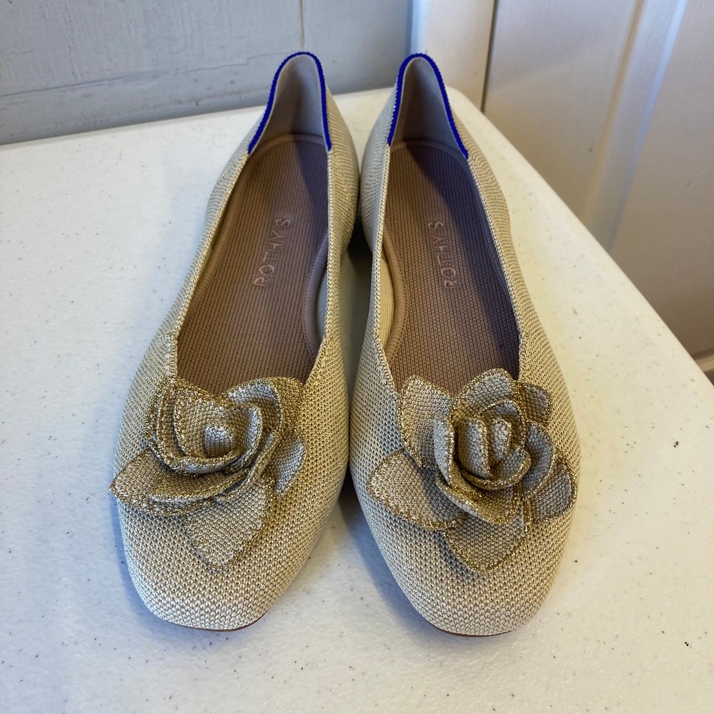 Shoes Flats By Rothys In Gold, Size:9.5