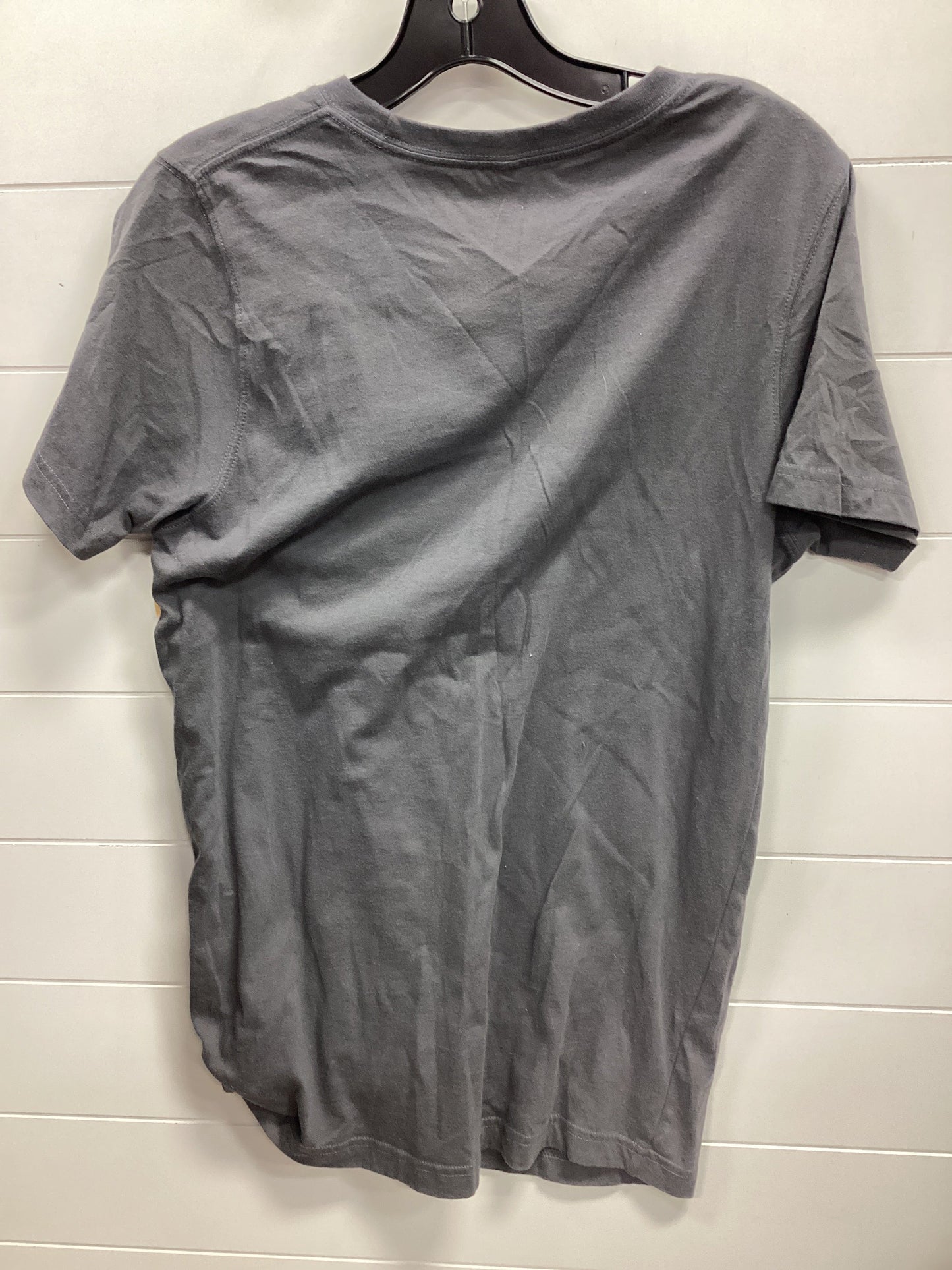 Top Ss By Clothes Mentor In Grey, Size:M