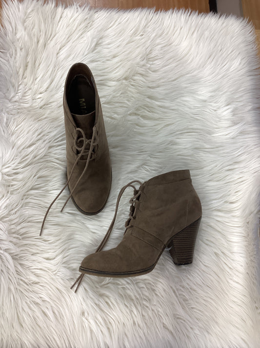Boots Ankle Flats By Mia In Brown, Size:9