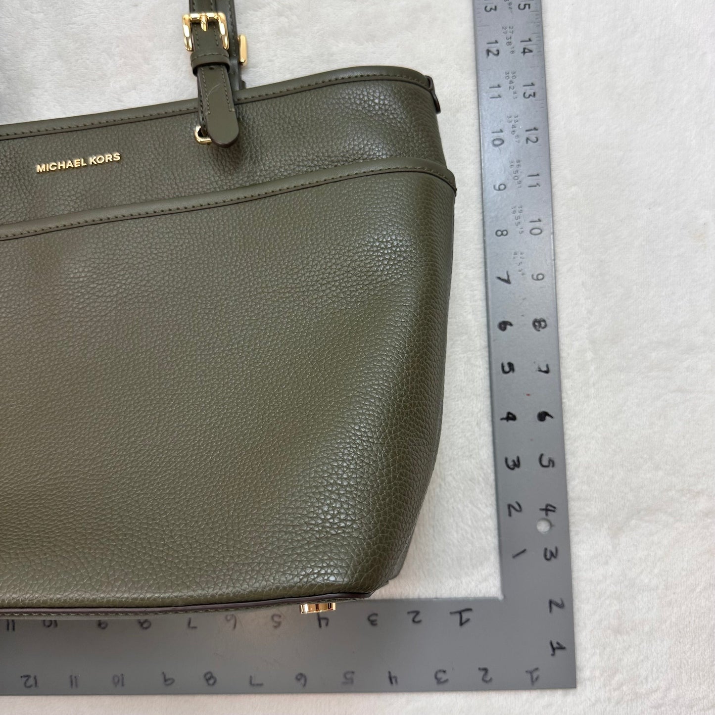 Handbag Designer By Michael Kors, Size: Medium