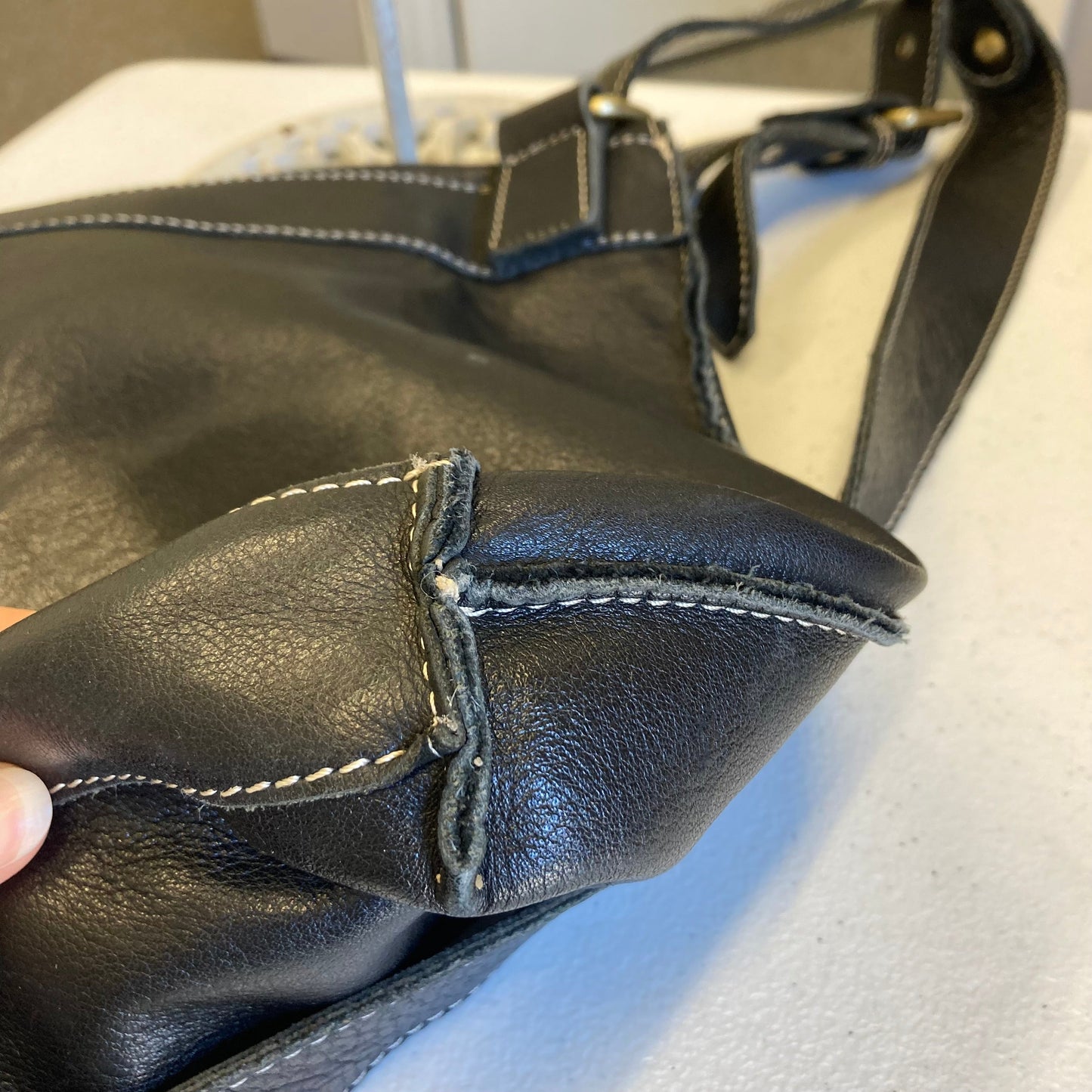 Handbag Leather By Avorio Italy In Black, Size:Large