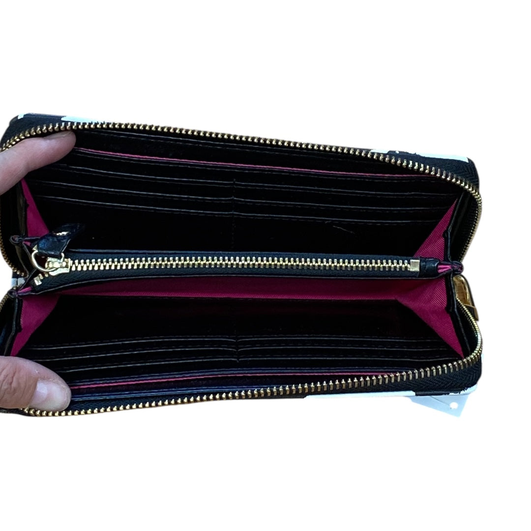 Wallet By Trina Turk In Black & White, Size:Large
