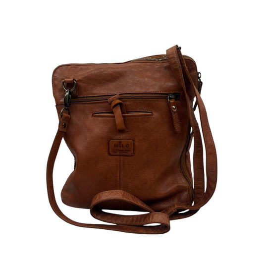 Crossbody Leather By Cmb In Brown, Size:Large