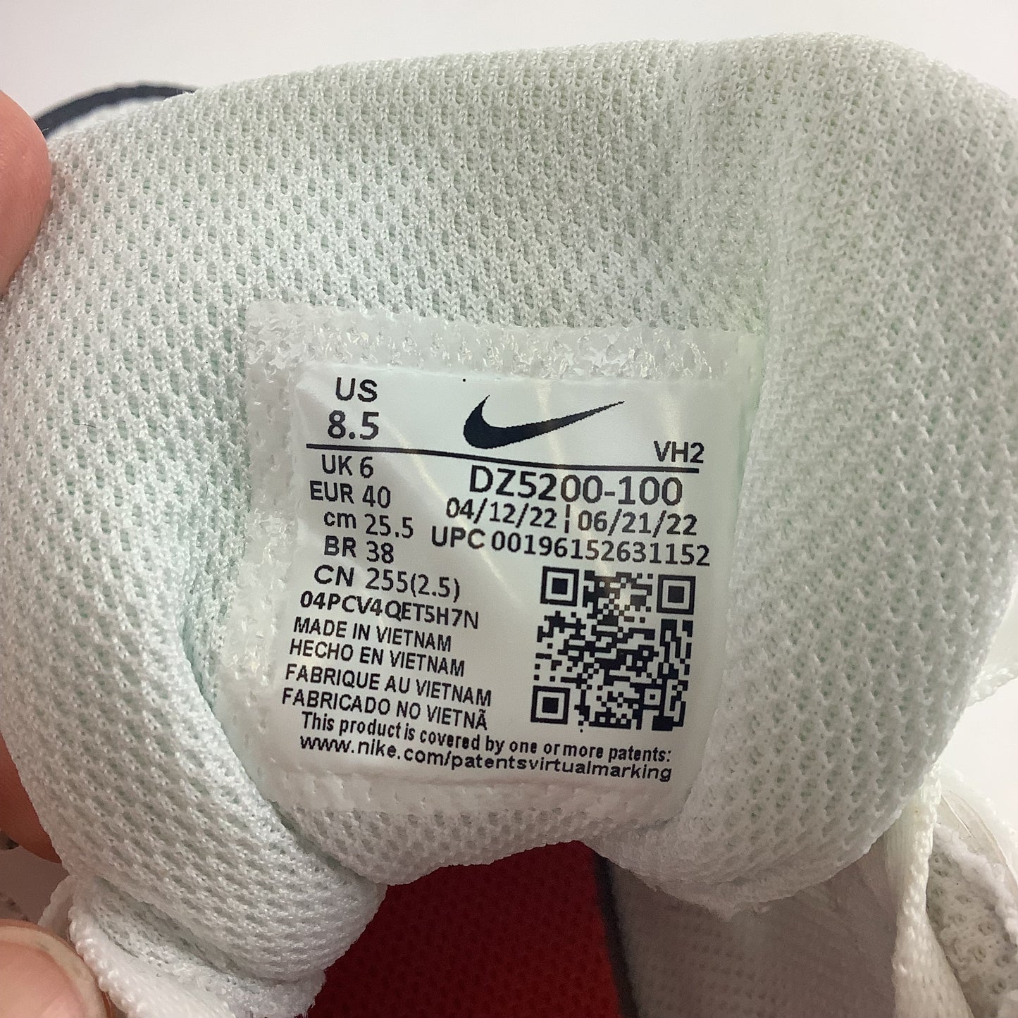 Shoes Sneakers By Nike In Black & White, Size: 8.5