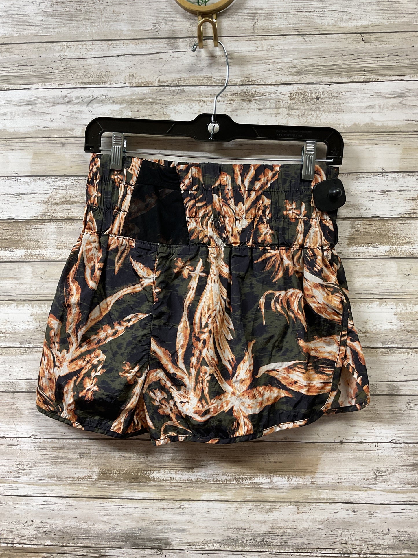 Athletic Shorts By Free People In Green & Tan, Size:M