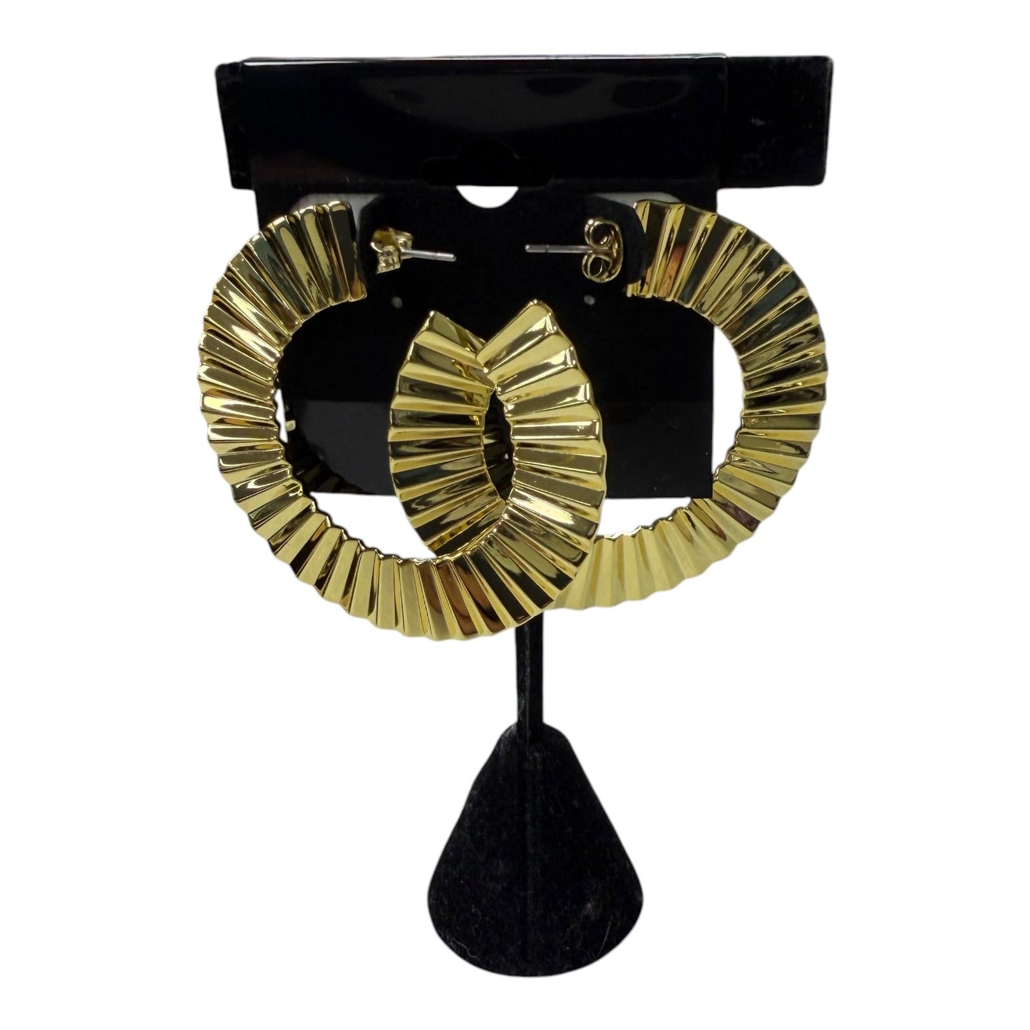 Earrings Hoop By Uncommon James In Gold