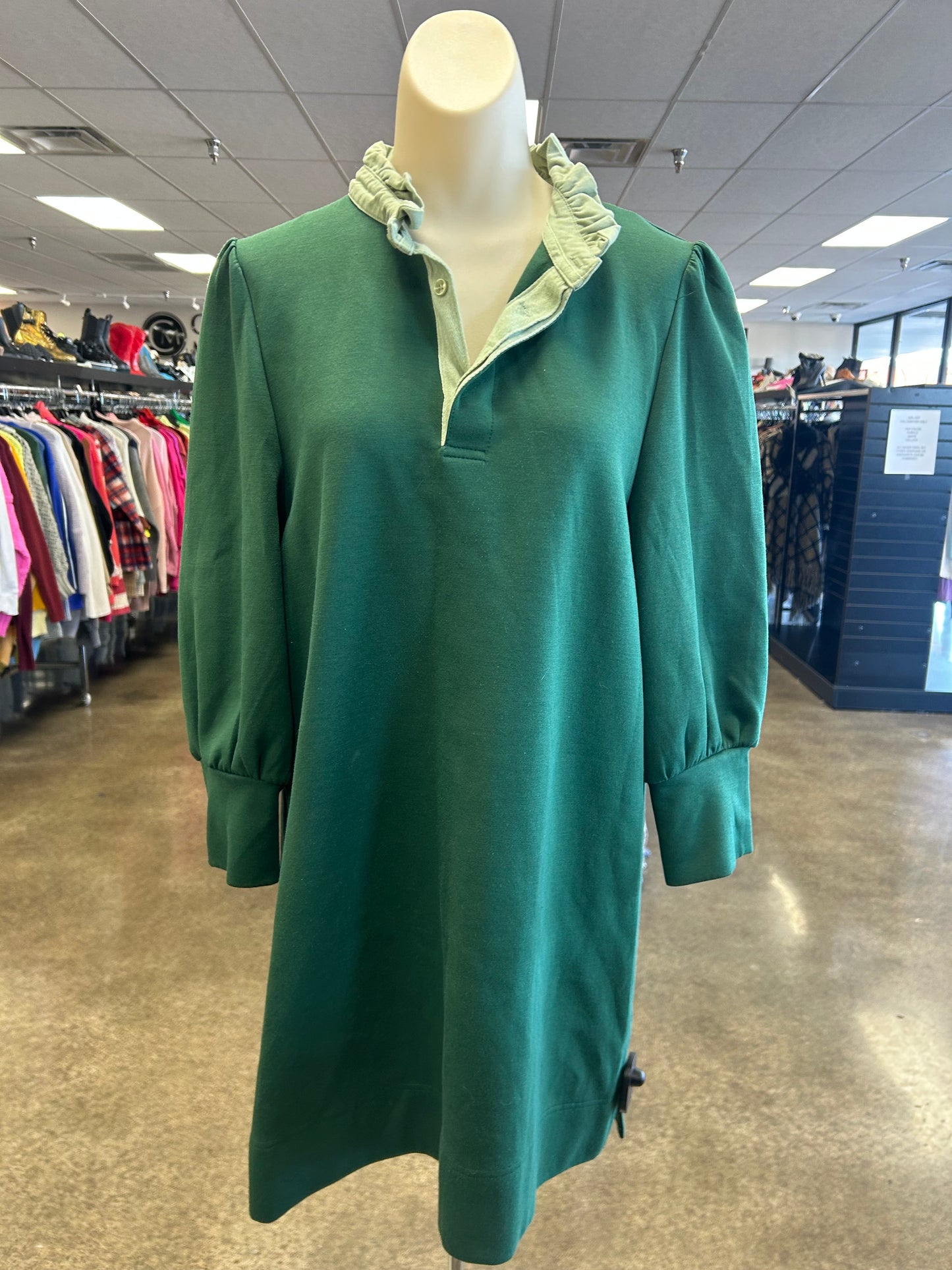 Dress Casual Short By Pomander Place In Green, Size:L