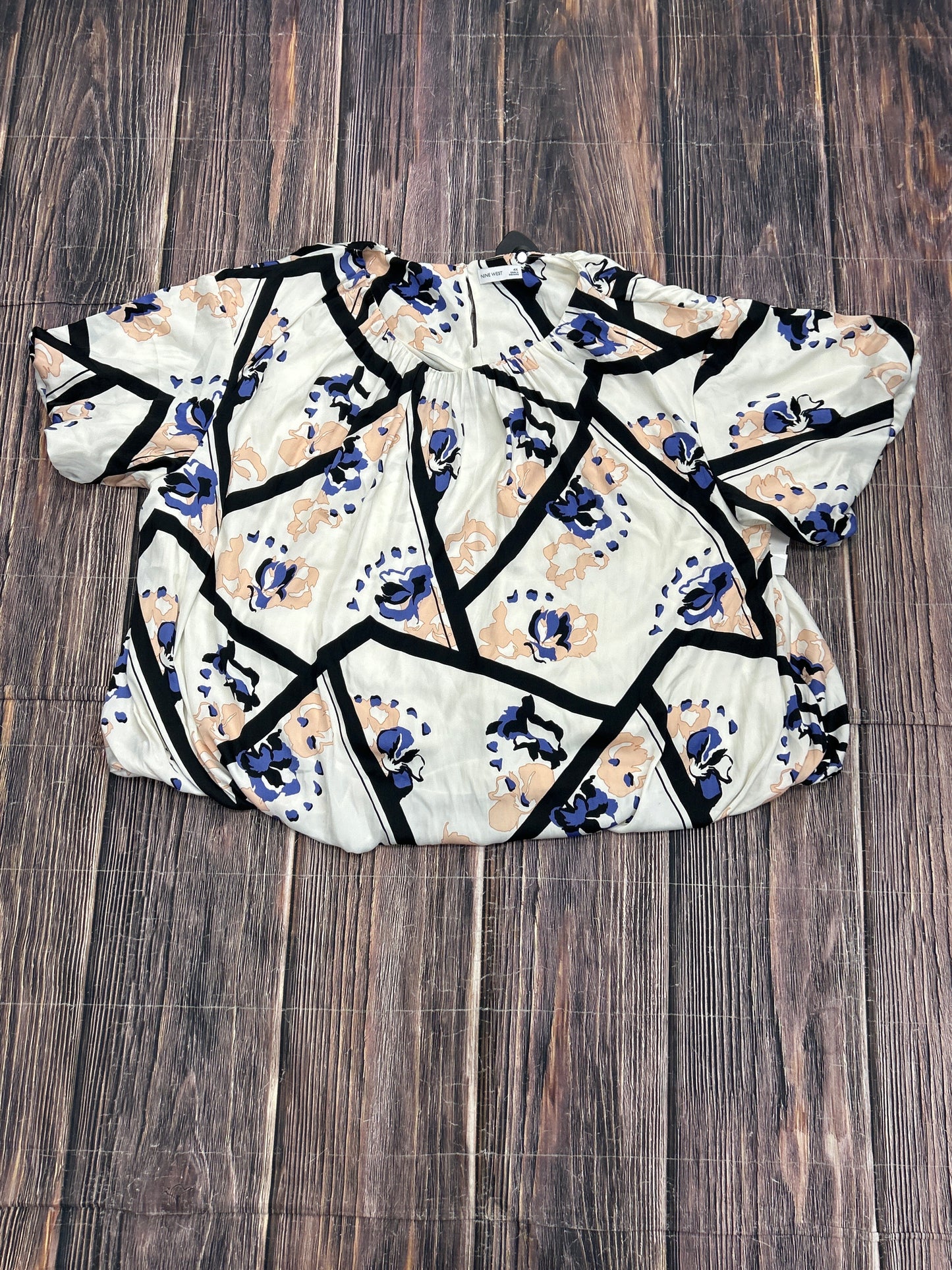 Top Short Sleeve By Nine West In Tan, Size: 4x