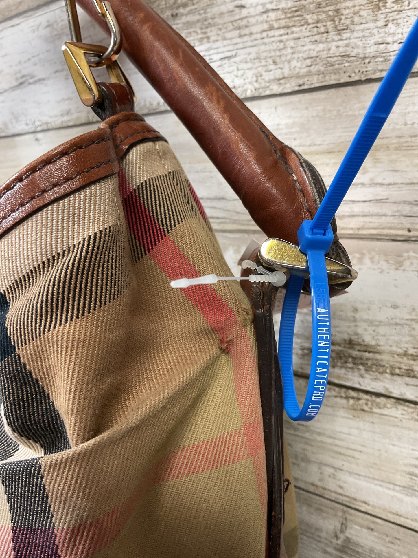 Handbag Luxury Designer By Burberry In Plaid Pattern, Size:Large