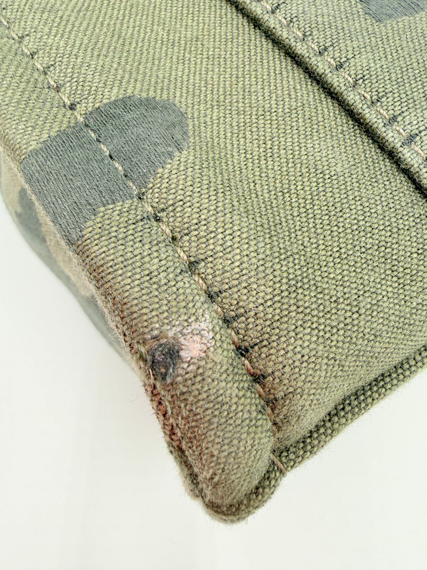 Crossbody Luxury Designer By Marc Jacobs In Camouflage Print, Size:Small