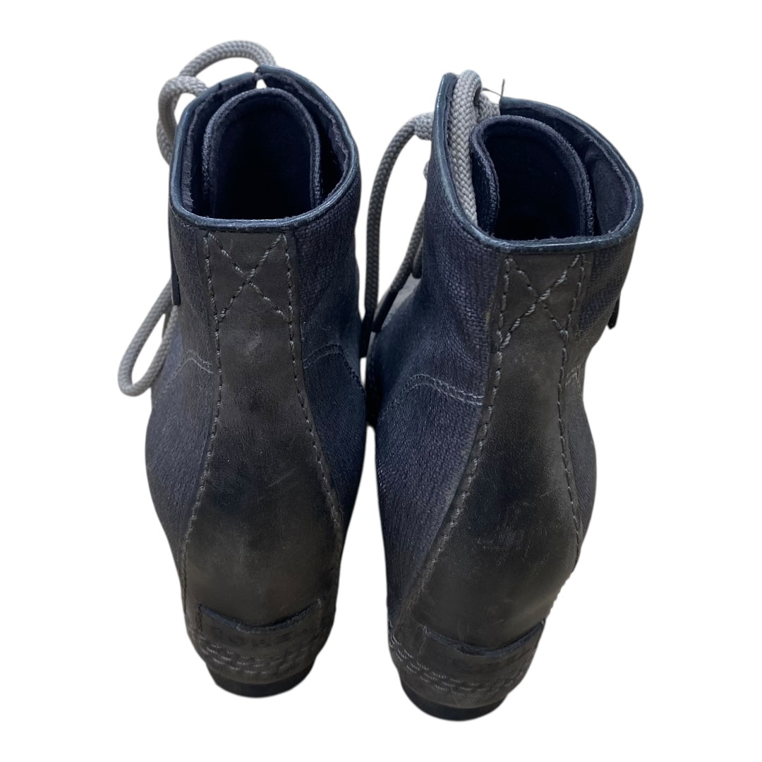 BOOTS ANKLE FLATS by SOREL In GREY, Size: 7.5