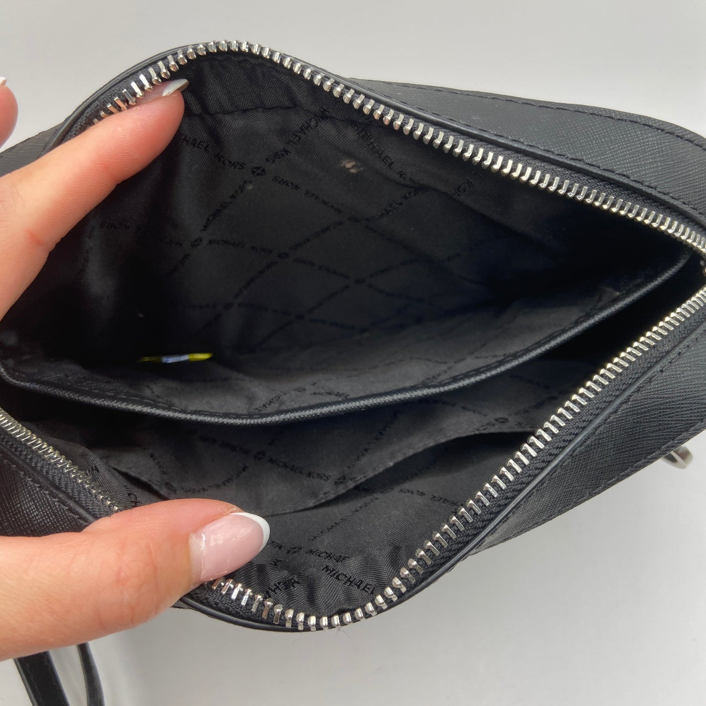 Crossbody Designer By Michael By Michael Kors, Size: Medium