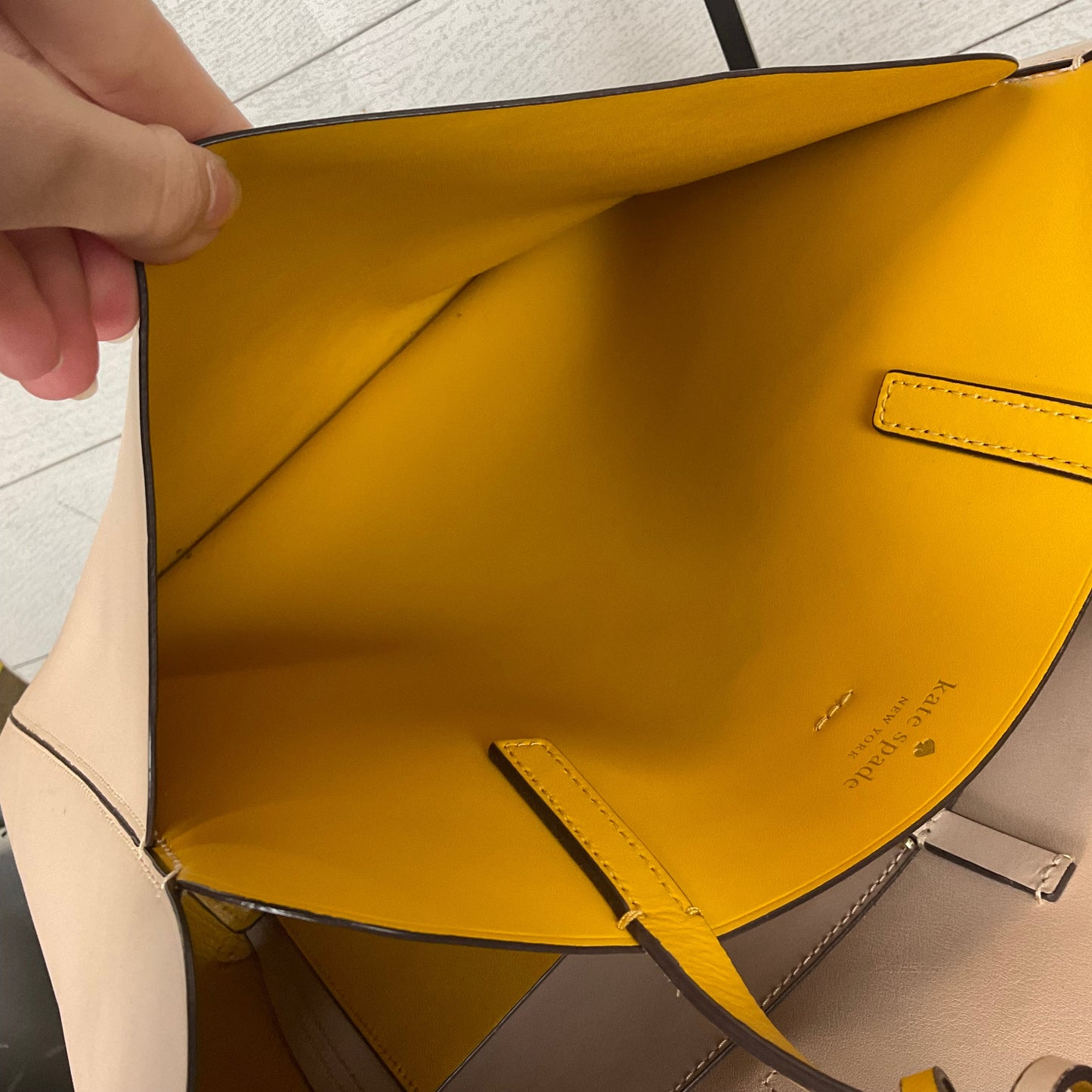 Handbag Designer By Kate Spade, Size: Large