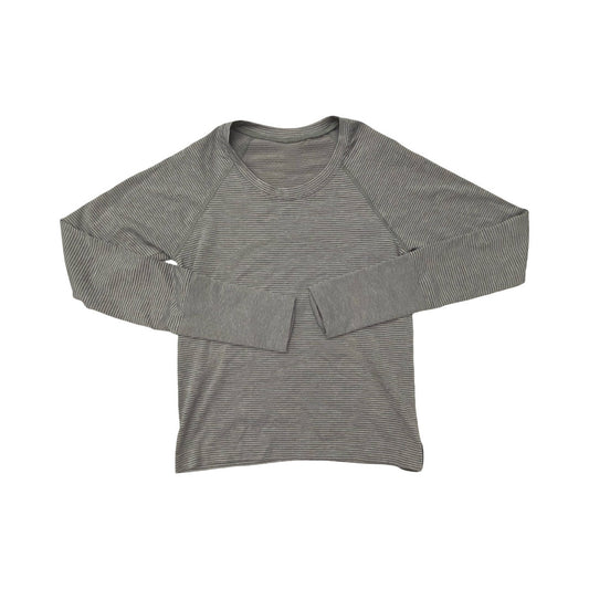 Athletic Top Ls Crewneck By Lululemon In Grey, Size:6