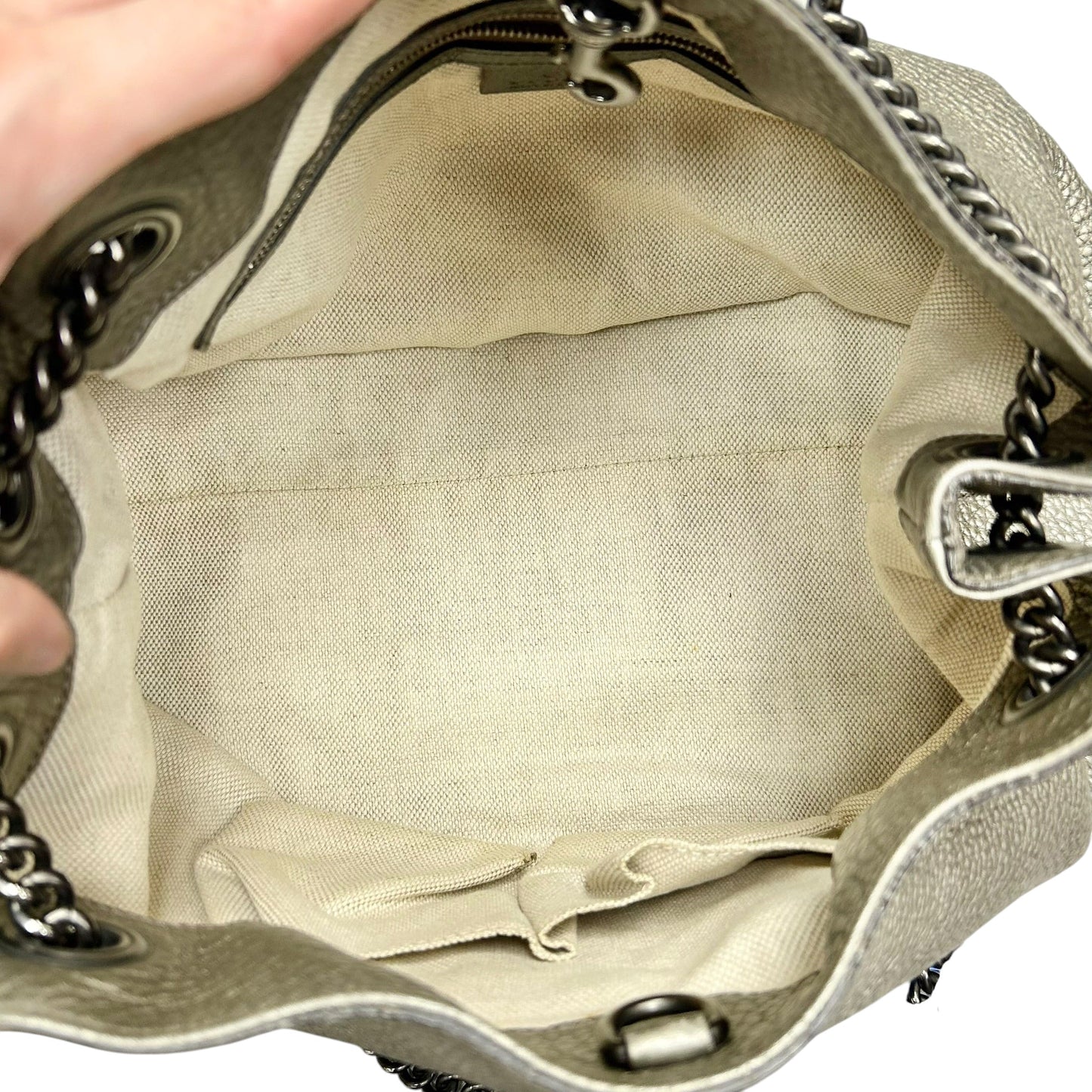 Handbag Luxury Designer By Gucci, Size: Medium