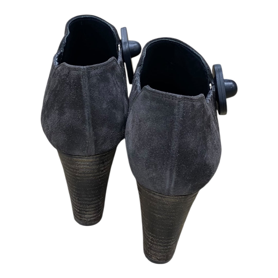 Boots Designer By Paul Green In Grey, Size:7.5
