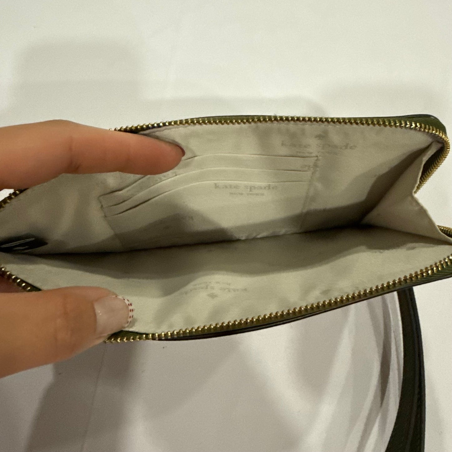 Wristlet Designer By Kate Spade, Size: Medium
