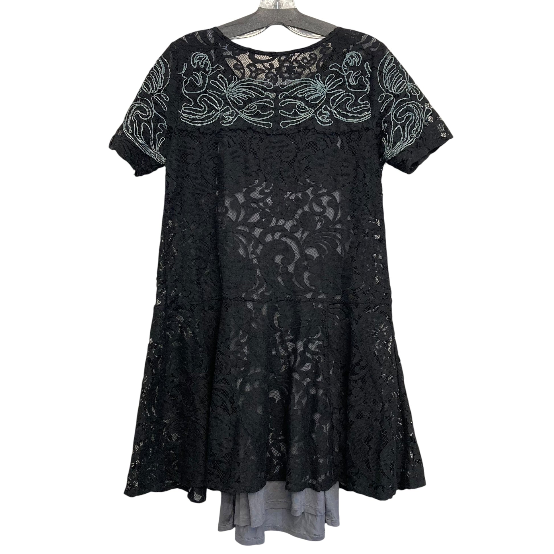 Dress Casual Short By Free People In Black & Grey, Size:M Dress Casual Short By Free People In Black & Grey, Size:M