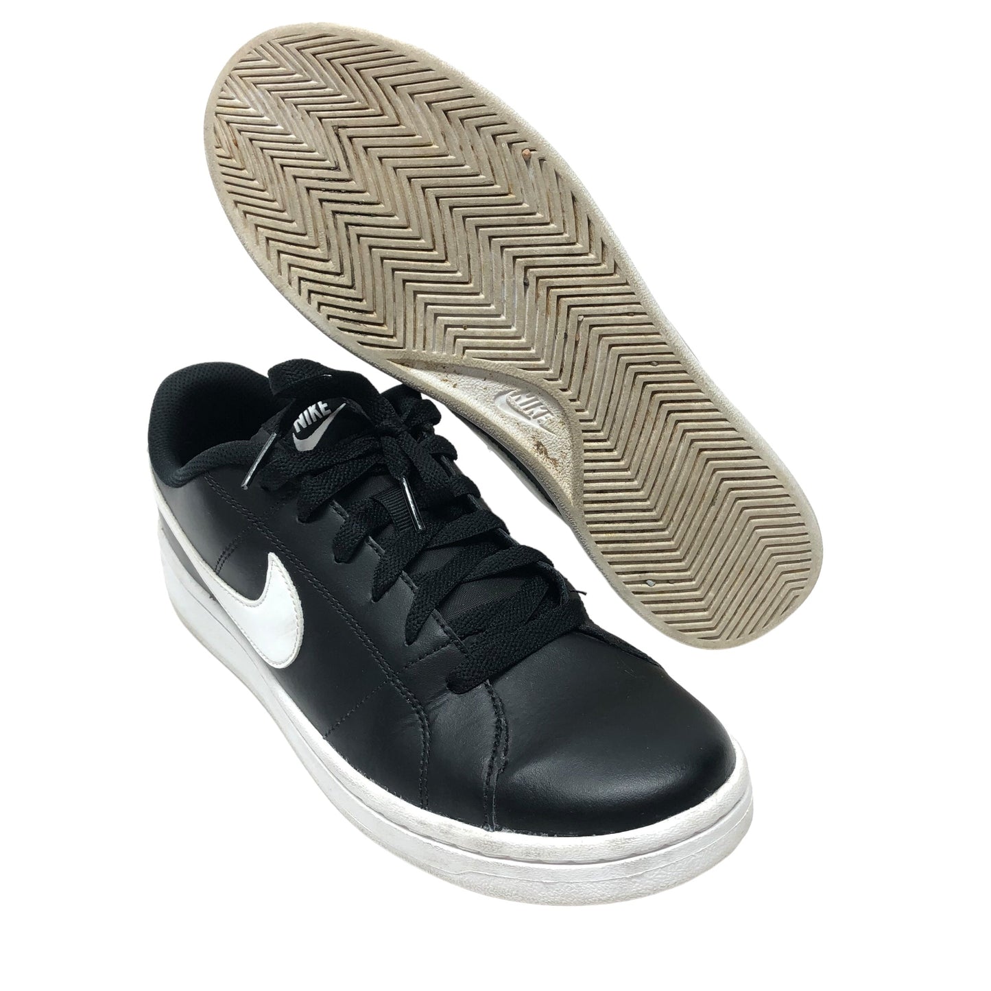 Shoes Sneakers By Nike In Black & White, Size: 9.5