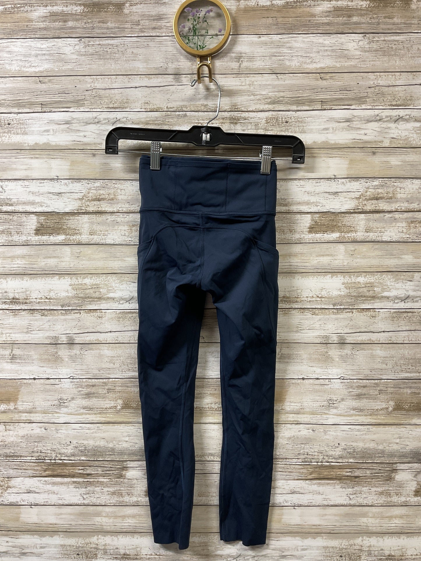 Athletic Leggings Capris By Lululemon In Navy, Size:0