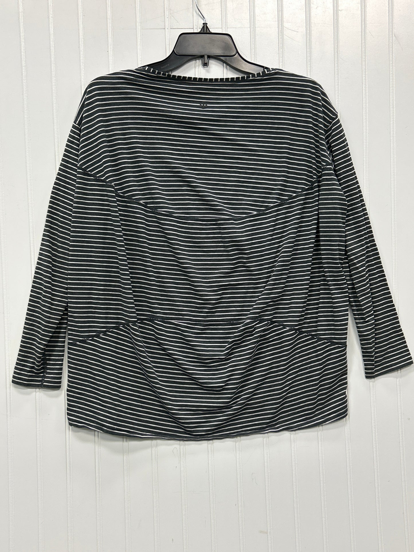 Athletic Top Ls Crewneck By Lululemon In Grey, Size:L