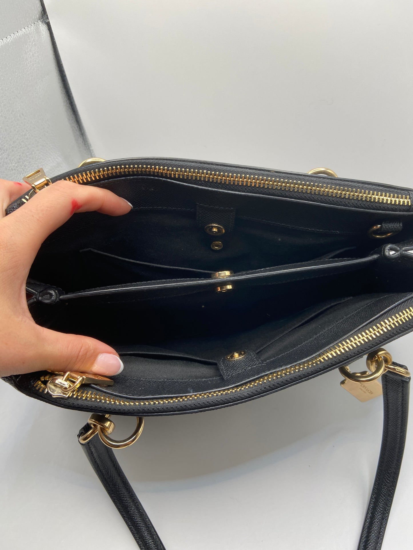 Handbag Designer By Coach, Size: Medium