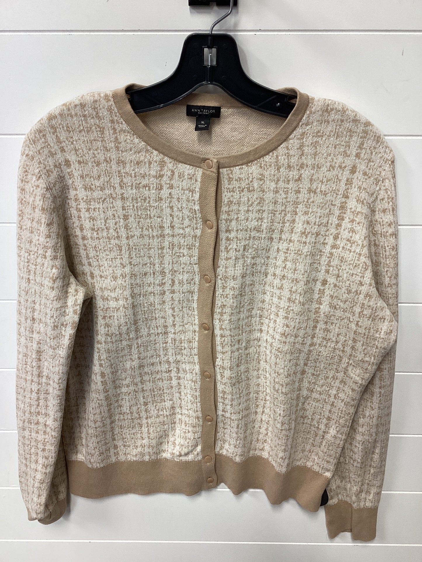 Top Ls By Ann Taylor In Cream, Size:Xl