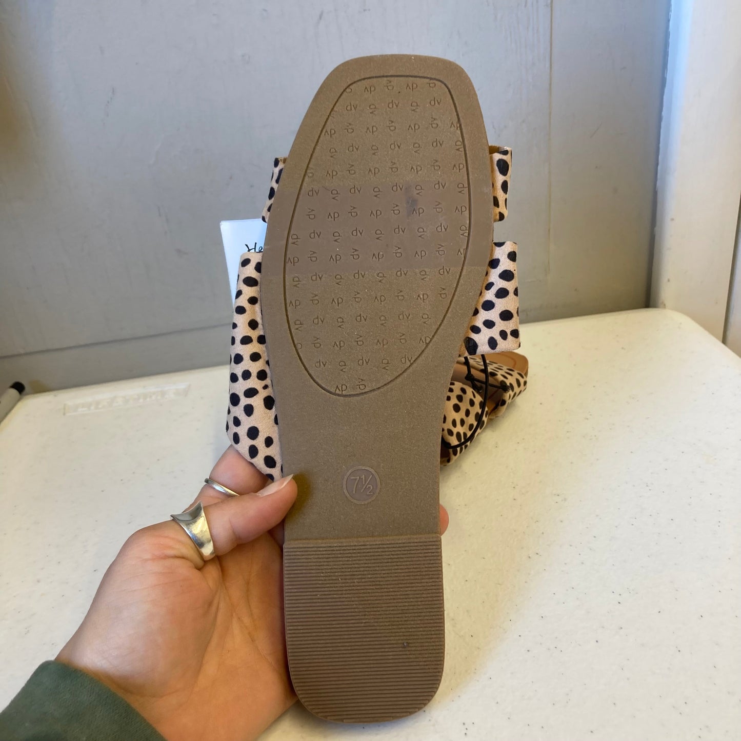 Sandals Flats By Dv In Animal Print, Size:7.5