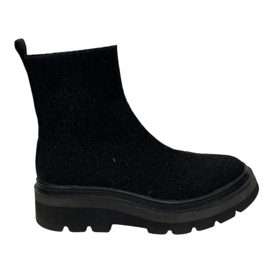 Boots Ankle Flats By Sofft In Black, Size:7.5