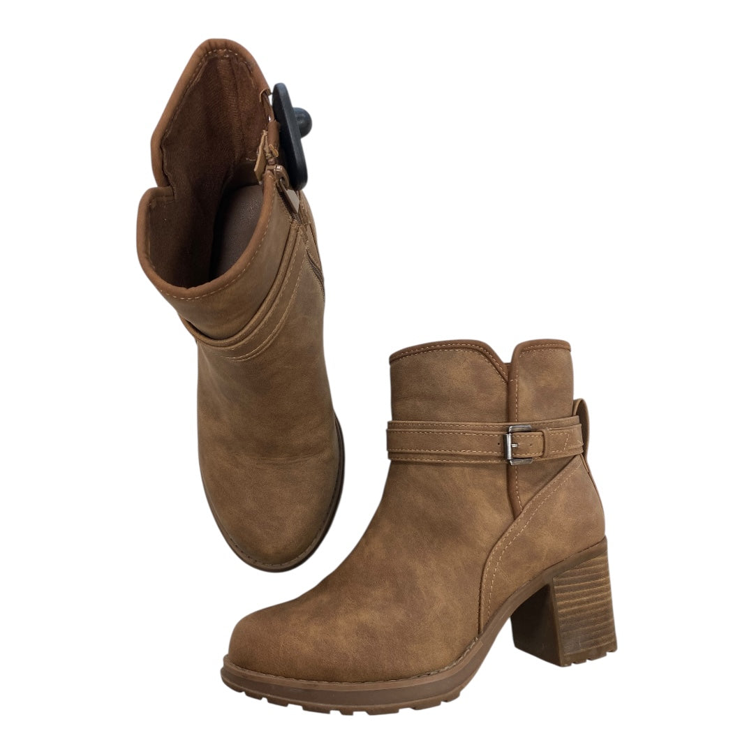 Boots Ankle Heels By Torrid In Brown, Size:8