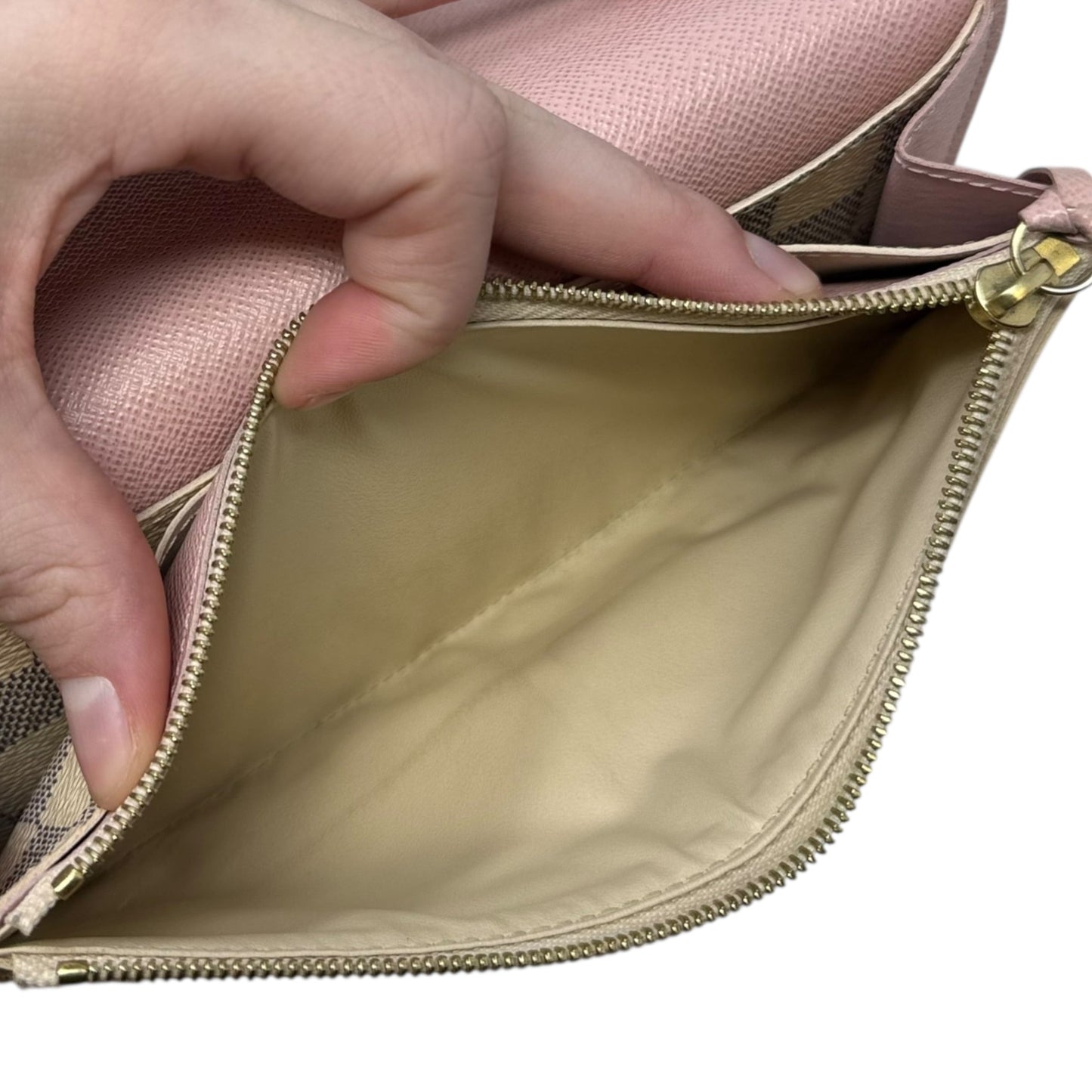 Emilie Damier Azur Wallet Luxury Designer By Louis Vuitton, Size: Medium