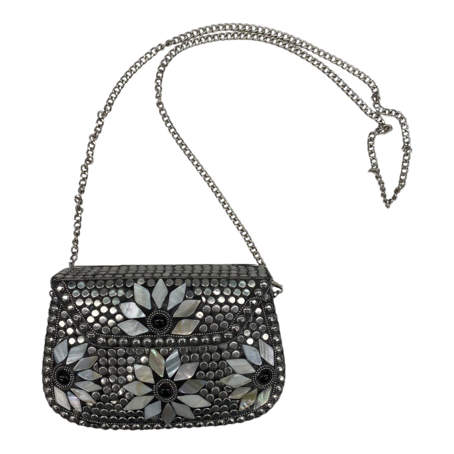 Crossbody By Antik Kraft In Silver, Size:Medium