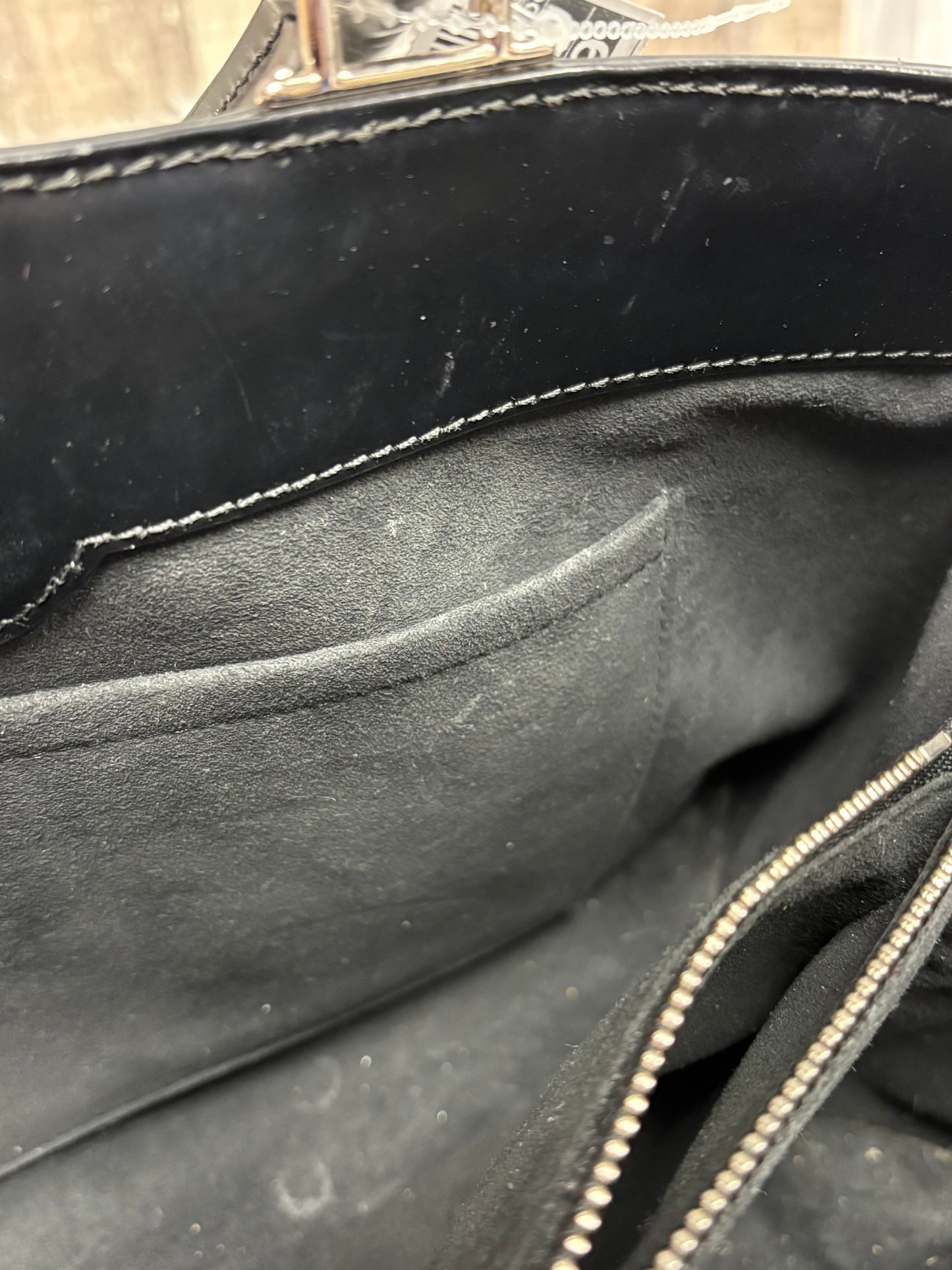 Handbag Luxury Designer By Louis Vuitton, Size: Large