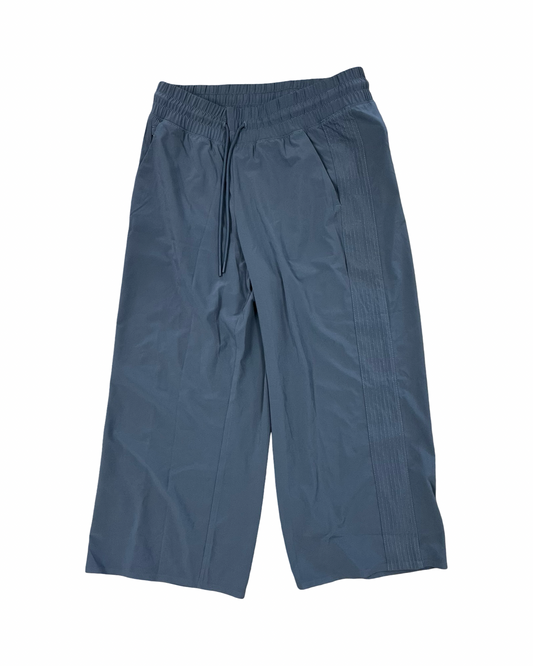 Athletic Capris By Athleta In Blue, Size:8P