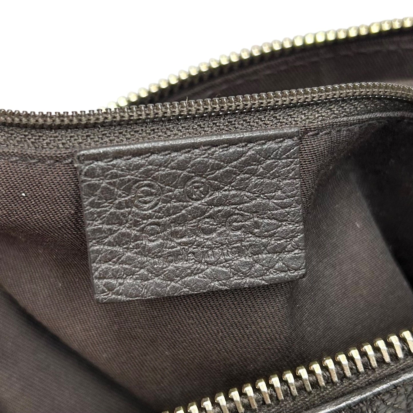 Crossbody Luxury Designer By Gucci, Size: Small