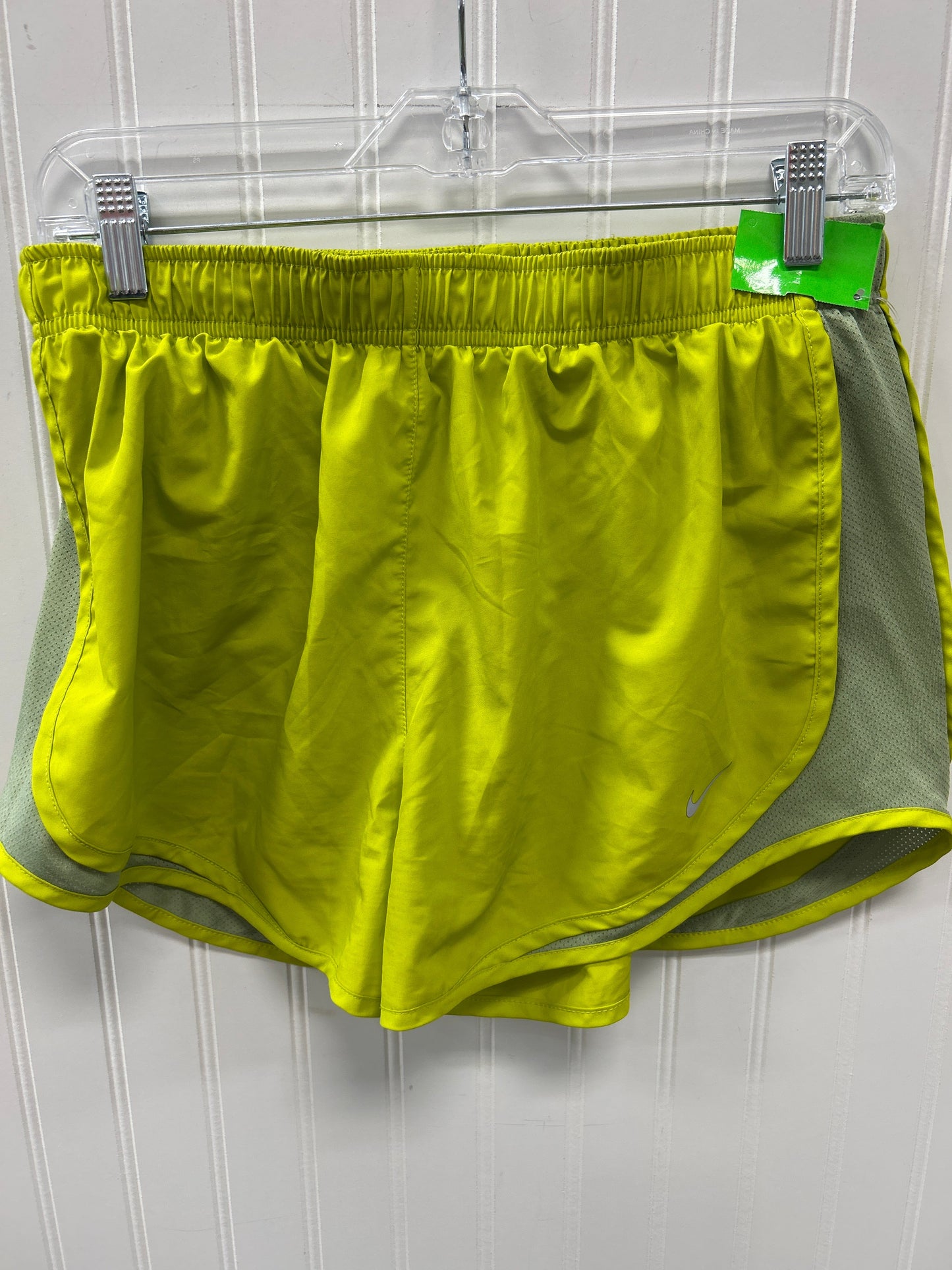 Athletic Shorts By Nike Apparel In Green, Size:L