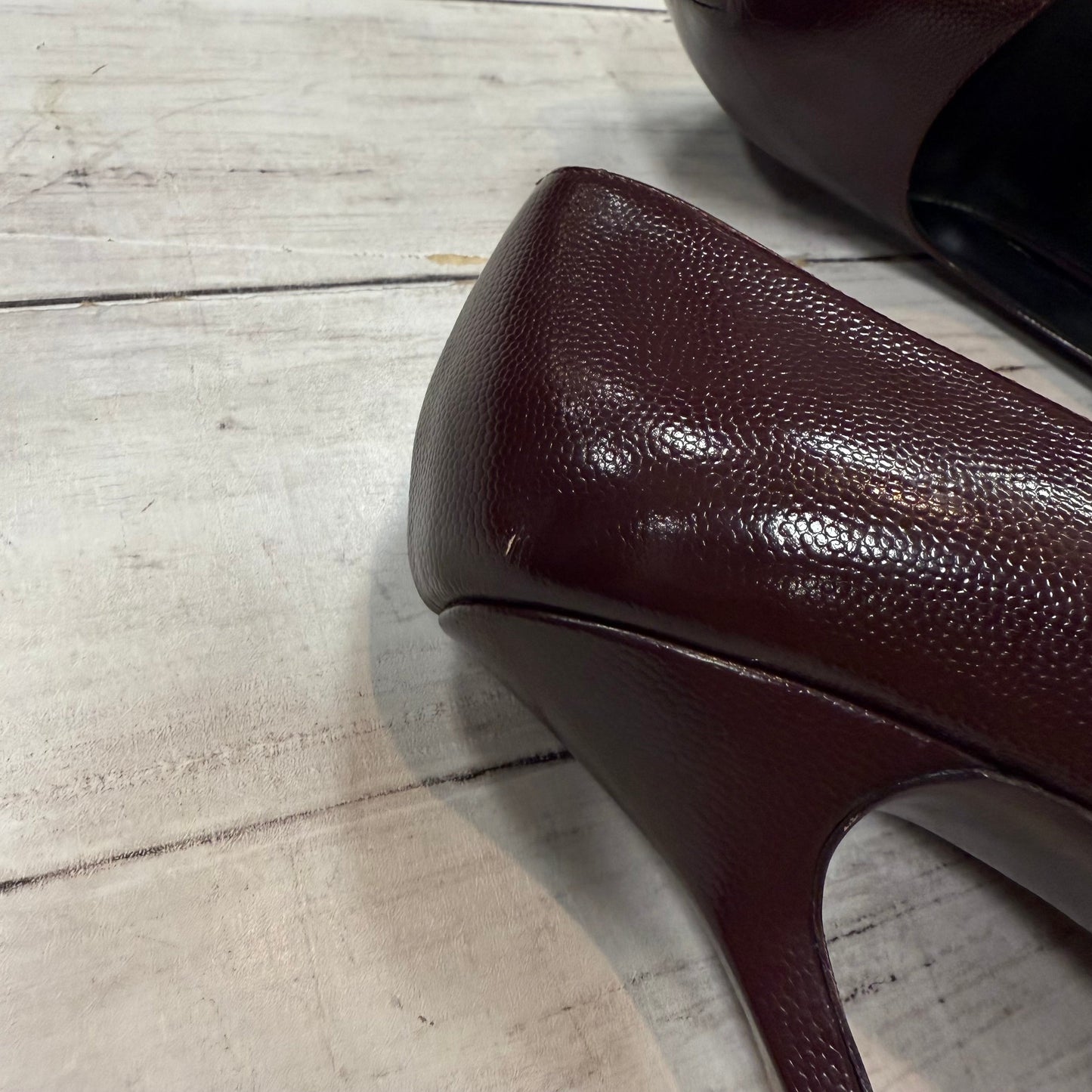 Shoes Luxury Designer By Yves Saint Laurent In Purple, Size: 10.5