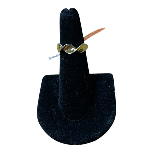 Ring Other By Ann Taylor In Gold, Size:6.5
