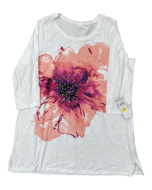 Top 3/4 Sleeve By Relativity In White, Size:1X