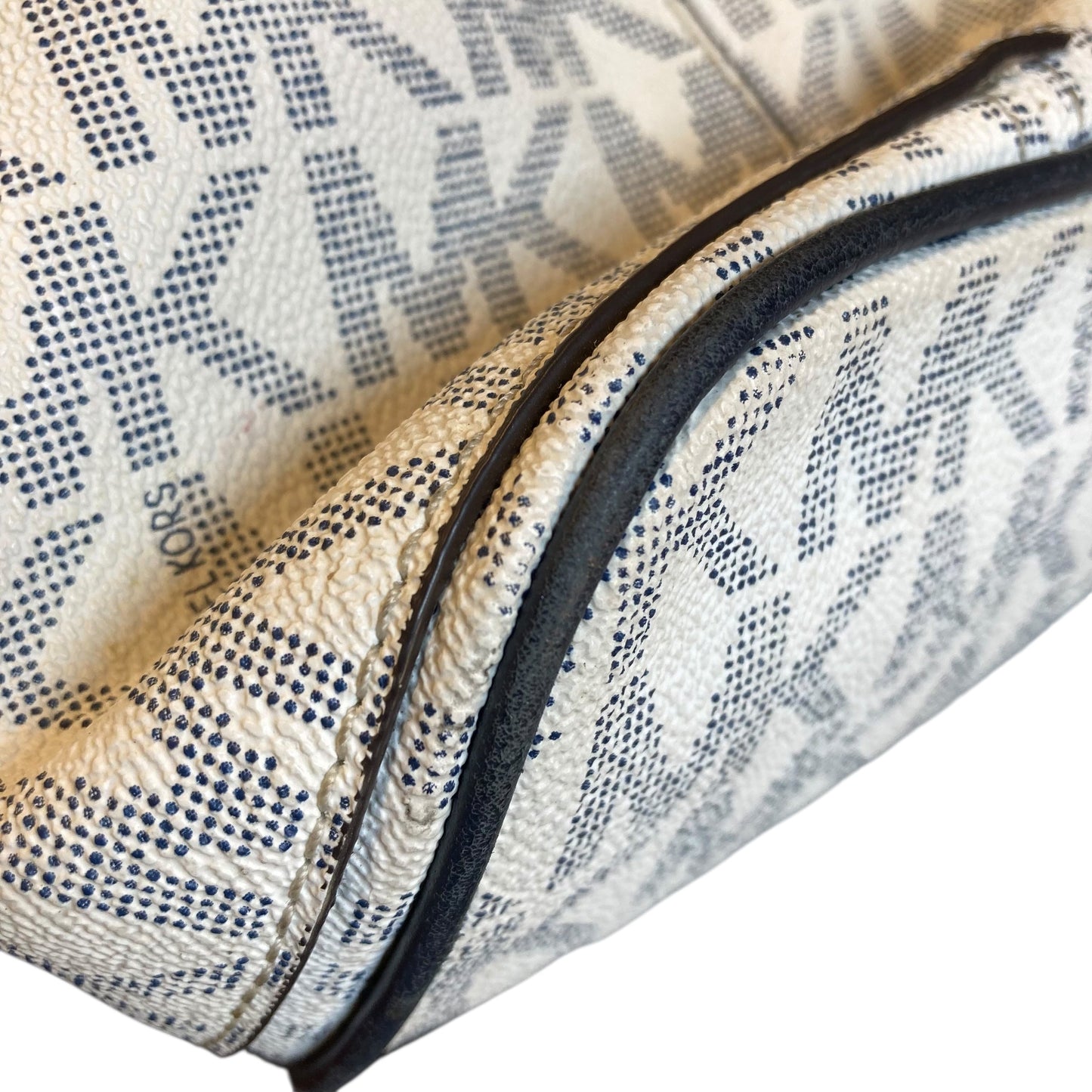 Handbag Designer By Michael Kors In White, Size:Large