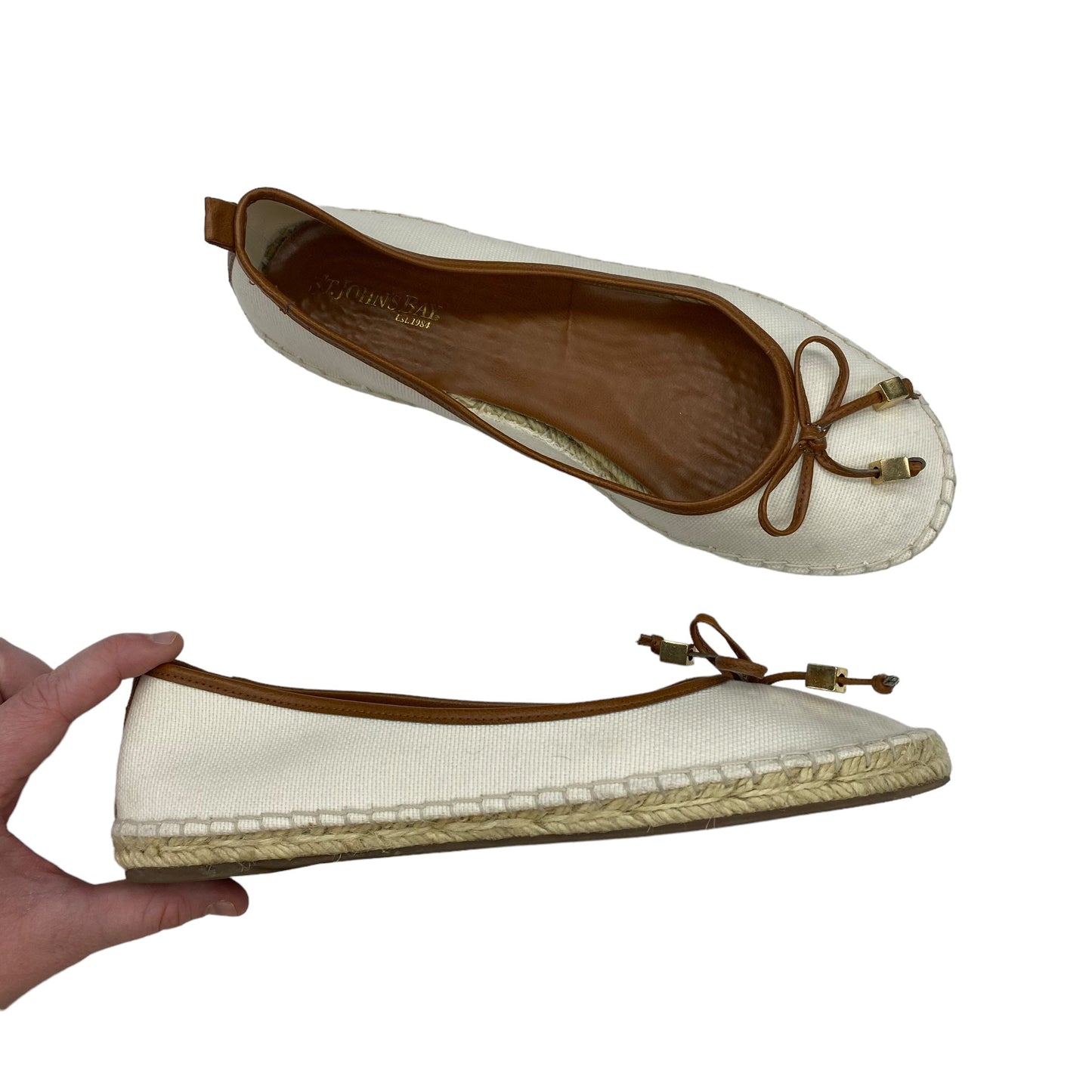 CREAM SHOES FLATS by ST JOHNS BAY Size:8