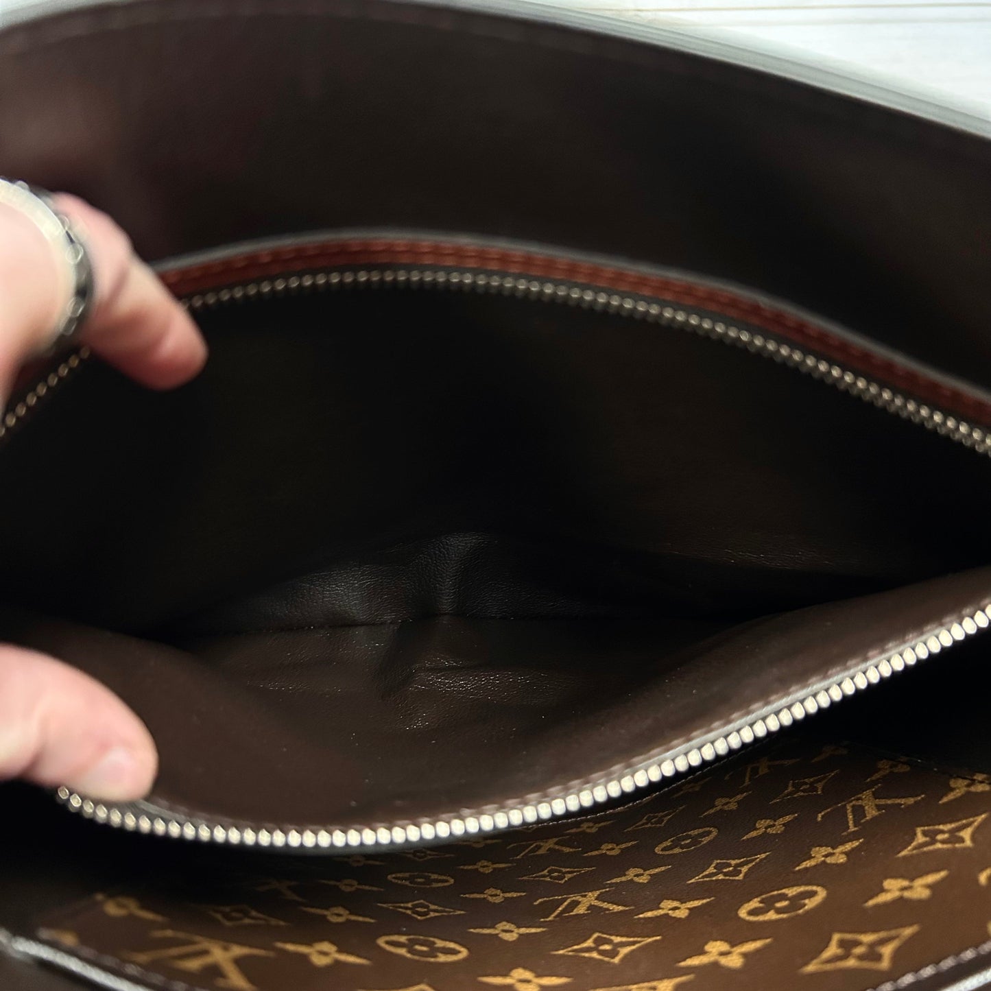 Handbag Luxury Designer By Louis Vuitton