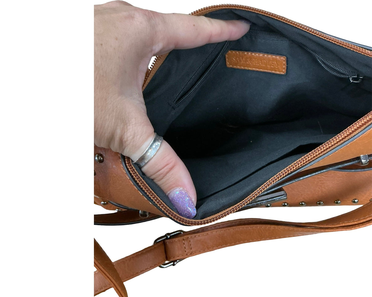 Crossbody By Clothes Mentor In Brown, Size:Medium