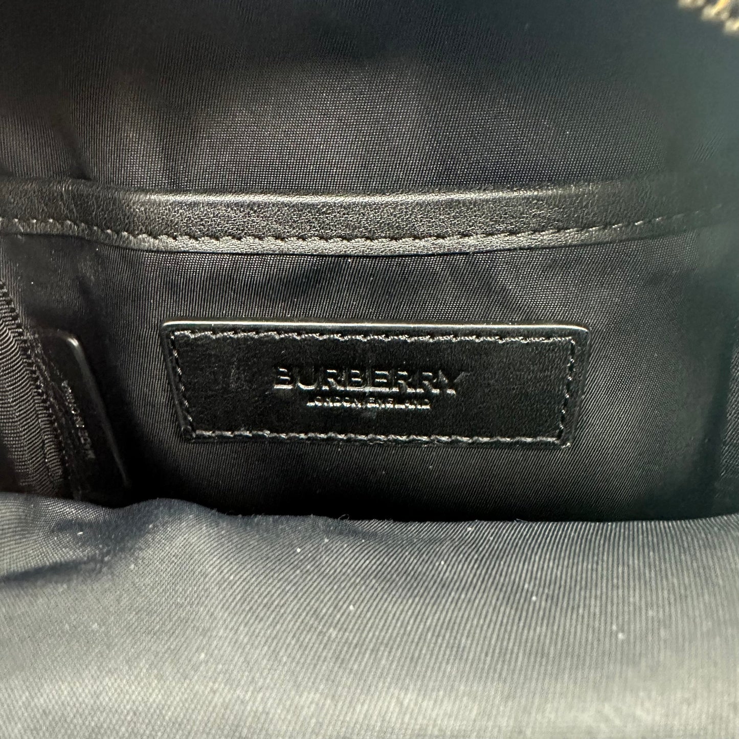 BURBERRY CROSSBODY LUXURY DESIGNER, Size SMALL